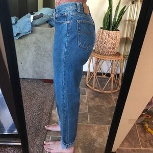 Vintage Levi mom jeans